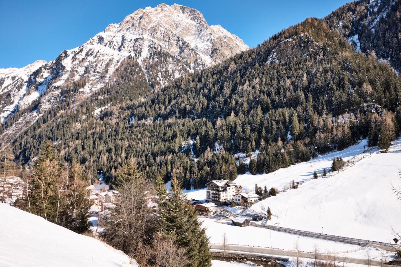 Aktivhotel Feichtner Hof Kaunertal Bagian luar foto